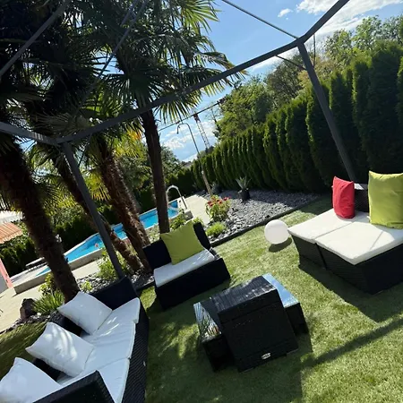 Casa Magnolia Βίλα *